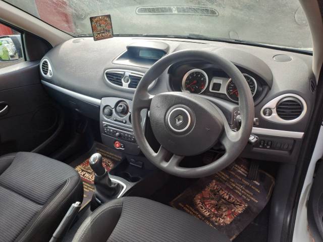 2012 Renault Clio 1.2 16V Expression+ 3dr