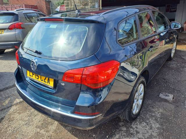 2015 Vauxhall Astra 1.6i 16V Design 5dr