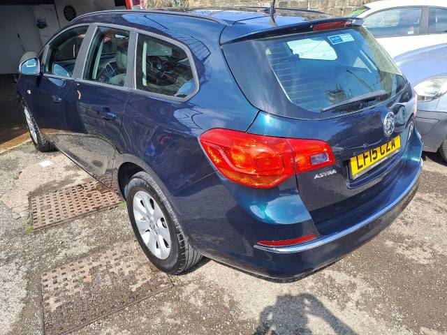 2015 Vauxhall Astra 1.6i 16V Design 5dr