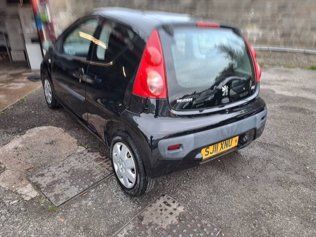 2011 Peugeot 107 1.0 Urban 3dr 2-Tronic